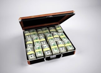 Ile trzeba odkładać żeby mieć milion?