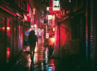 Ile maksymalnie reklam na górze strony może się wyświetlić?